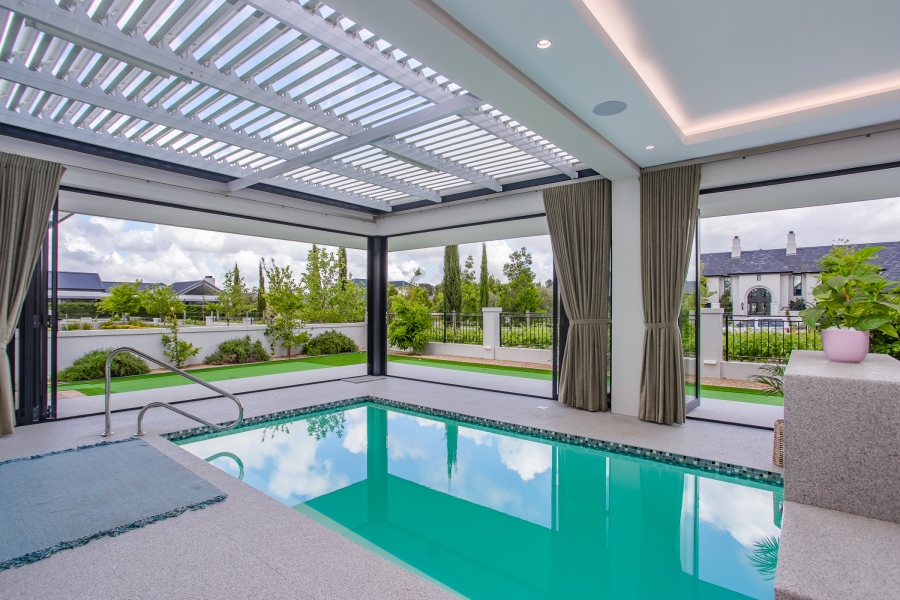 4 Bedroom Property for Sale in Val De Vie Estate Western Cape